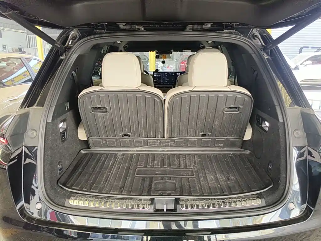 Li Auto Li L8 — миниатюра 19