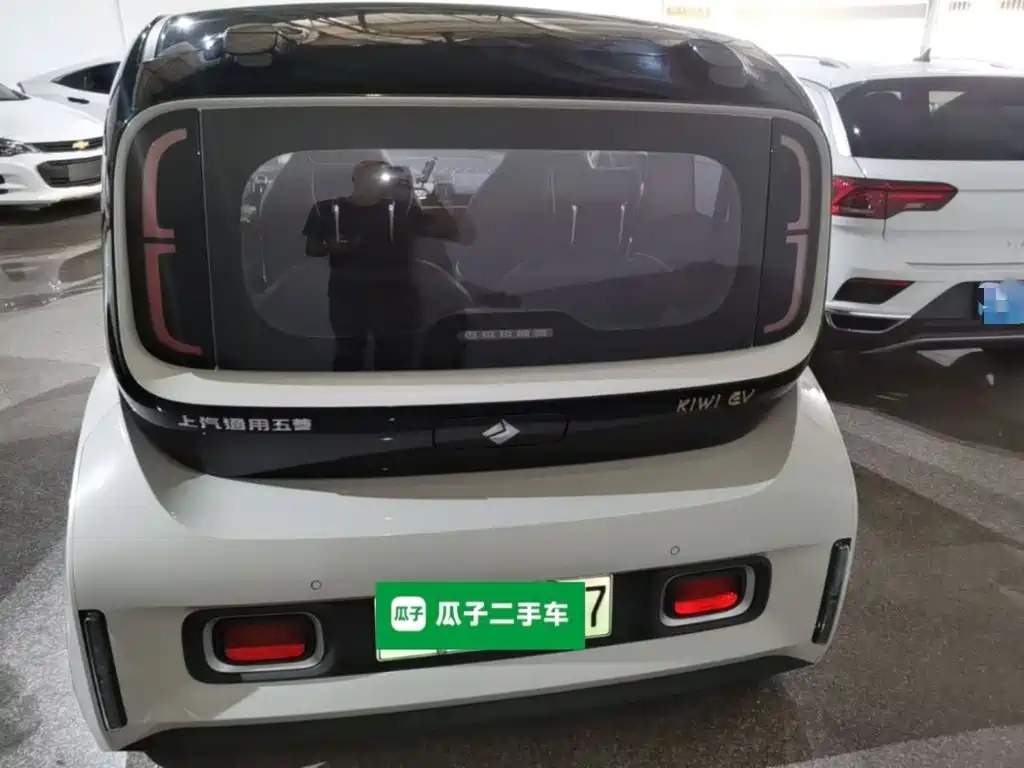Baojun KiWi EV — миниатюра 6