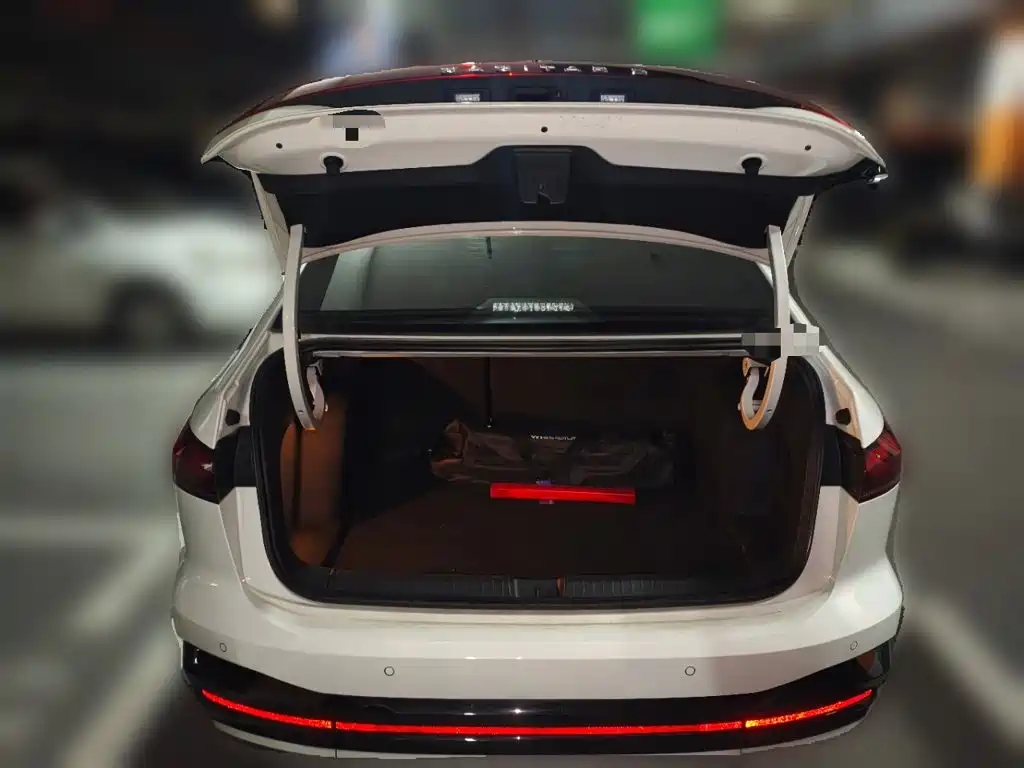 Volkswagen Sagitar — миниатюра 15