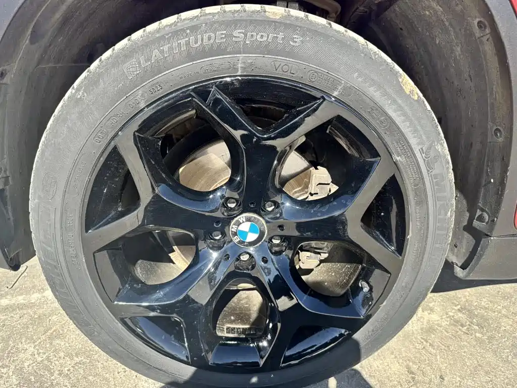 BMW X6 — миниатюра 10