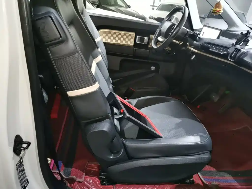 Baojun KiWi EV — миниатюра 25