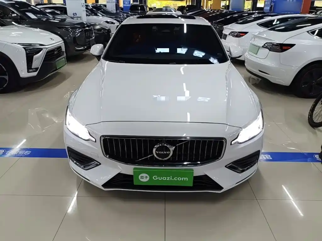 Volvo S60 — миниатюра 3