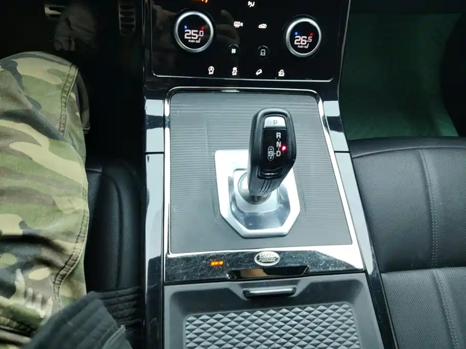 LAND ROVER RANGE ROVER AURORA