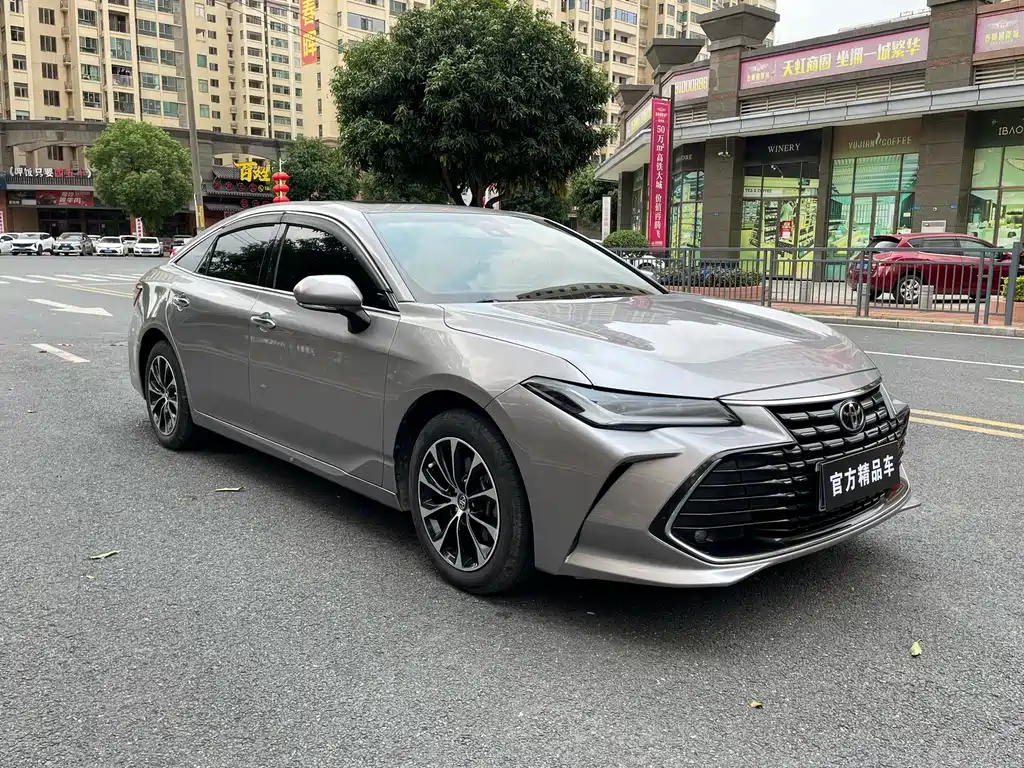 Toyota Avalon — миниатюра 3