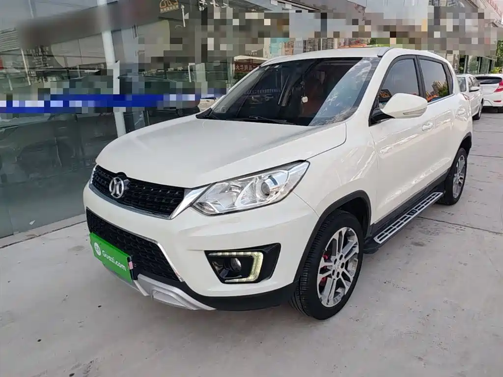 BAIC Senova X35 2016