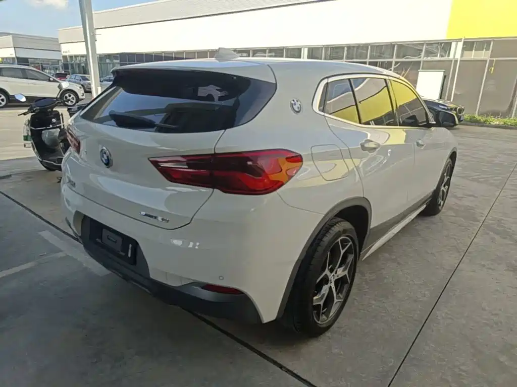 BMW X2 (Import) — миниатюра 7