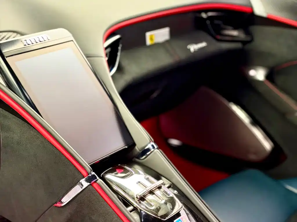 Ferrari Roma — миниатюра 12