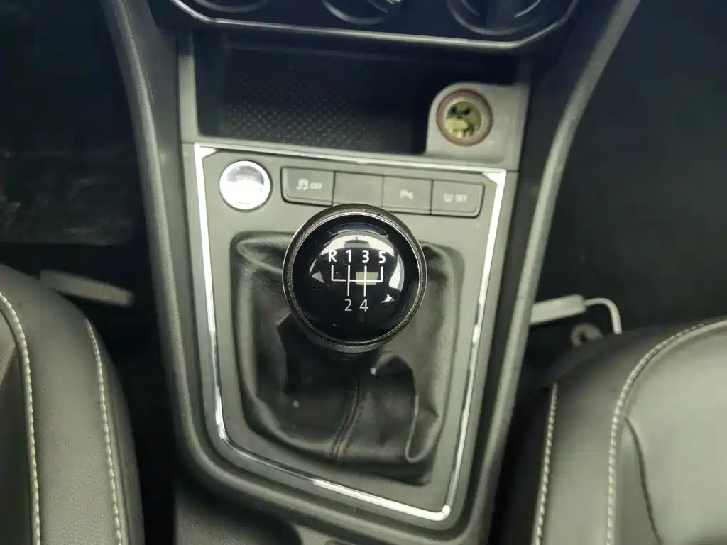 Volkswagen Lavida — миниатюра 13