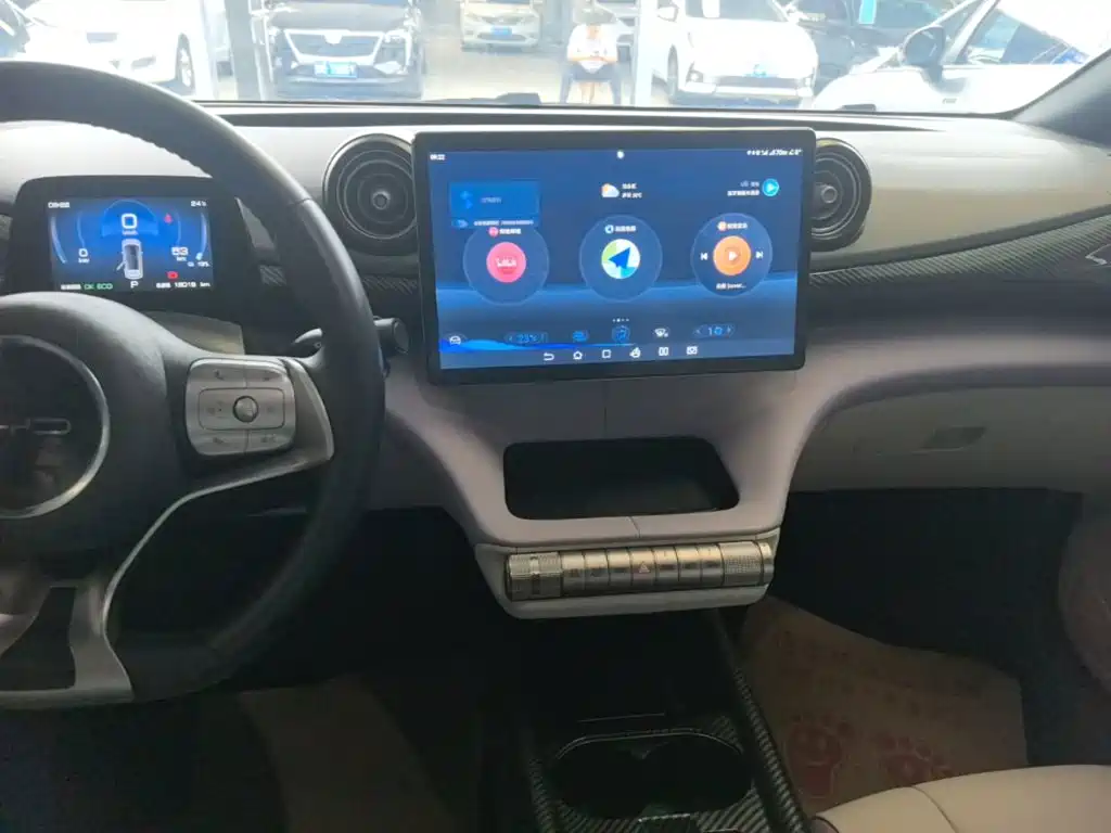 BYD Dolphin — миниатюра 13