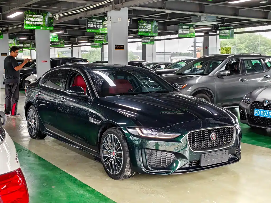 Jaguar XEL — миниатюра 3