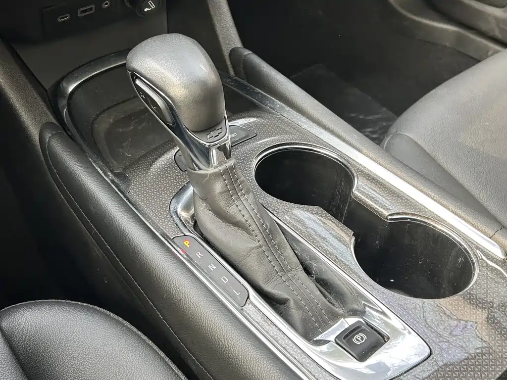 CHEVROLET MAI RUIBAO XL