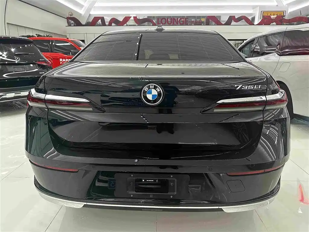 BMW 7 Series — миниатюра 20