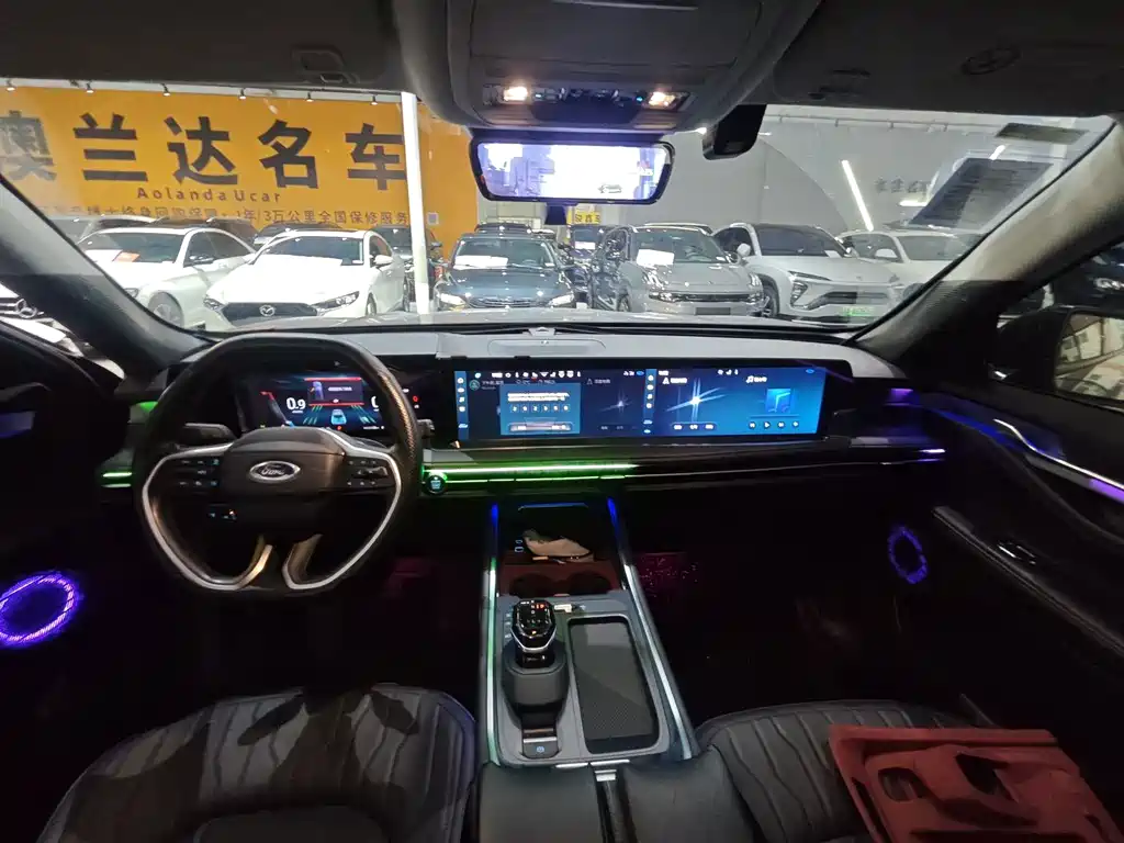 Ford Edge — миниатюра 13
