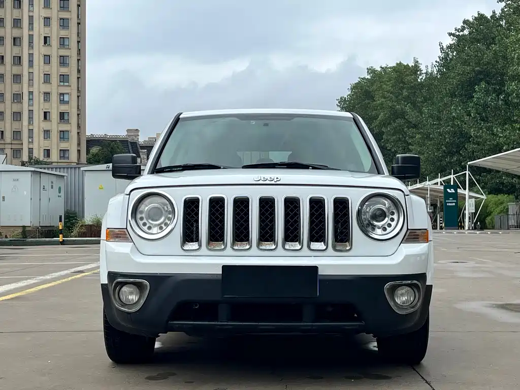 Jeep Patriot — миниатюра 2