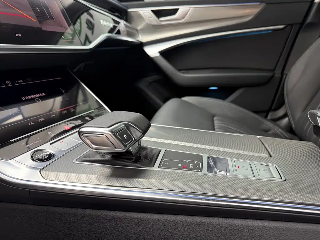 Audi A6L — миниатюра 12