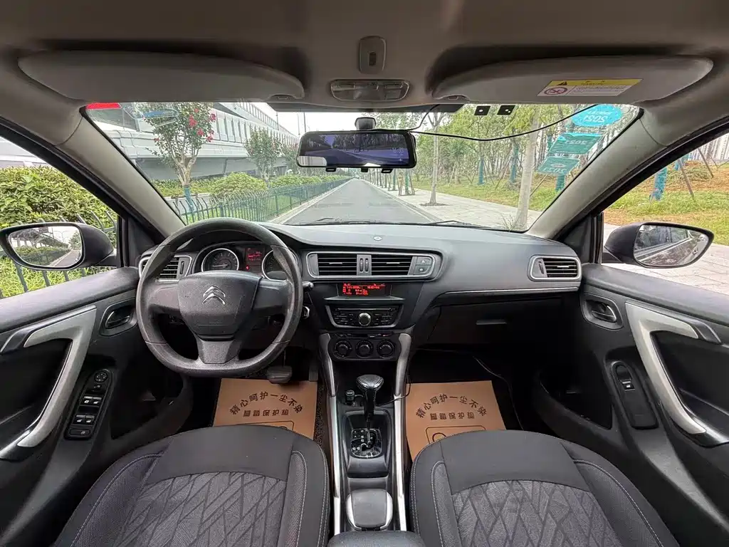 Citroen C3-XR — миниатюра 10