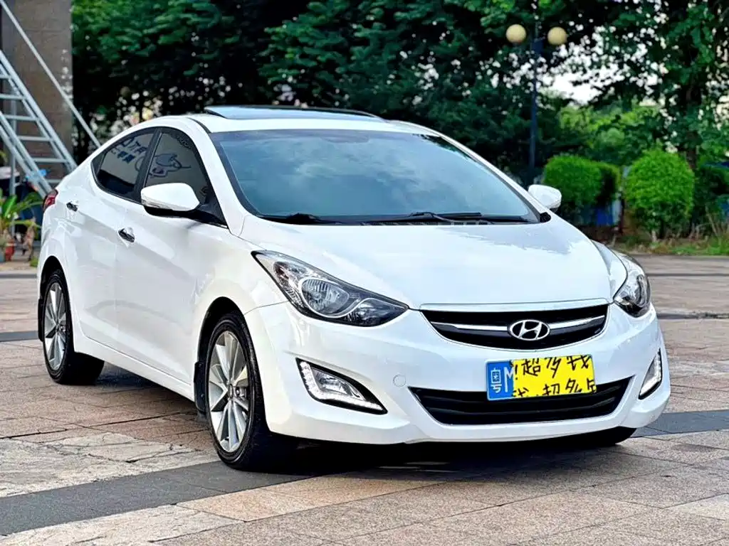 Hyundai Elantra Langdong — миниатюра 3