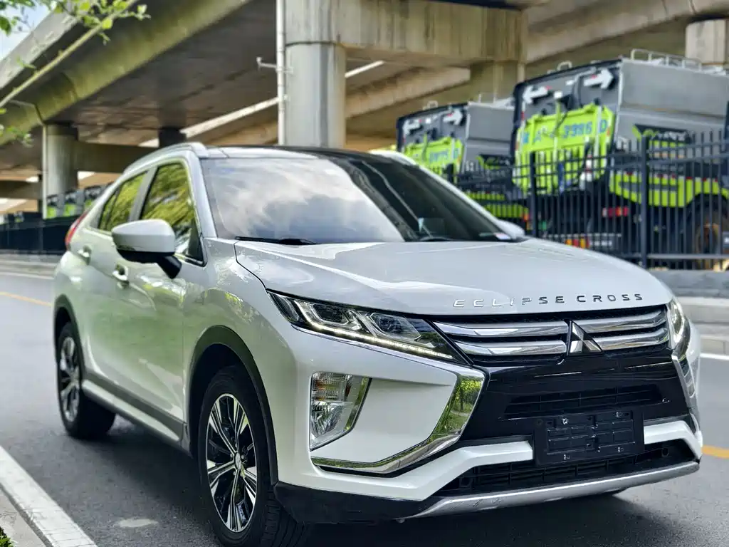 Купить Mitsubishi Eclipse Cross