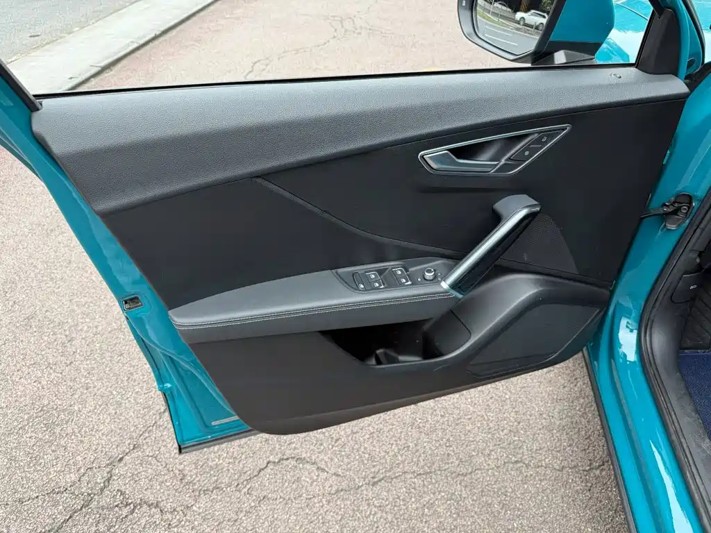 Audi Q2L — миниатюра 6