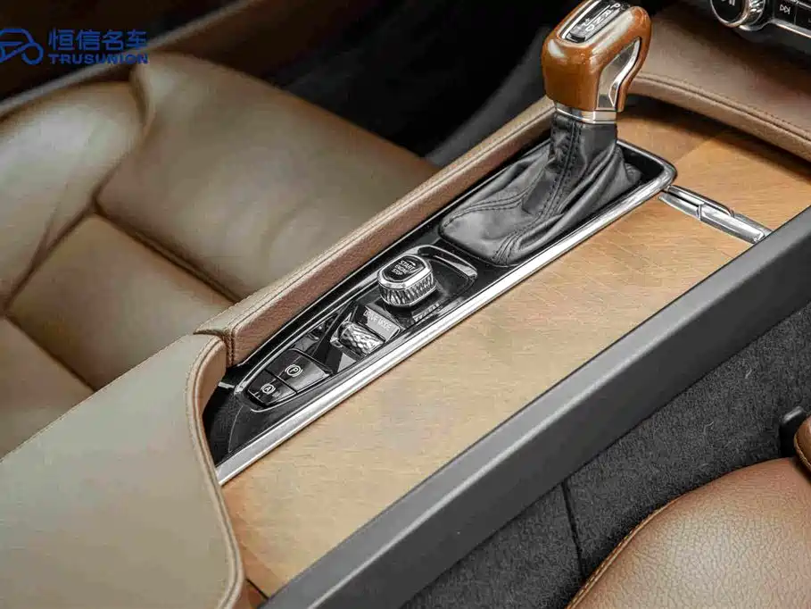 Volvo S90 — миниатюра 19