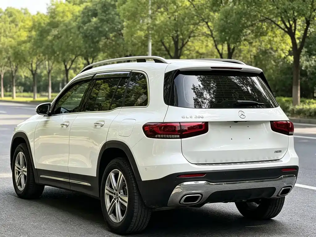 Mercedes-Benz GLB — миниатюра 9