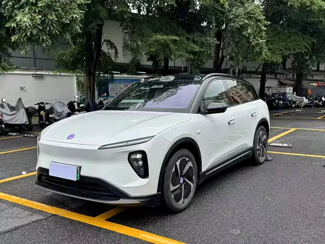 2024 Nio ES6