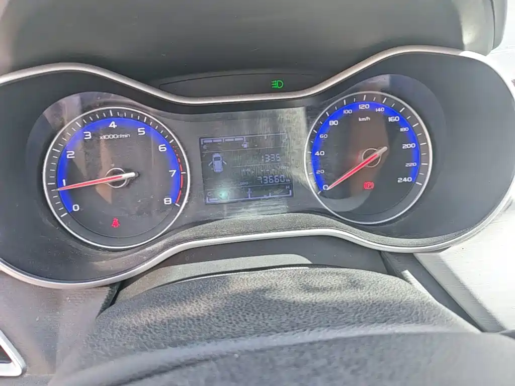 Geely Vision — миниатюра 12