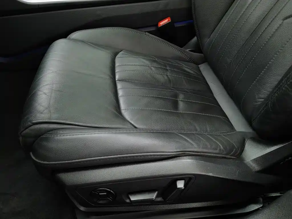Audi A6L — миниатюра 20