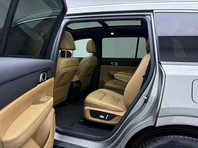 Li Auto Li ONE — миниатюра 7