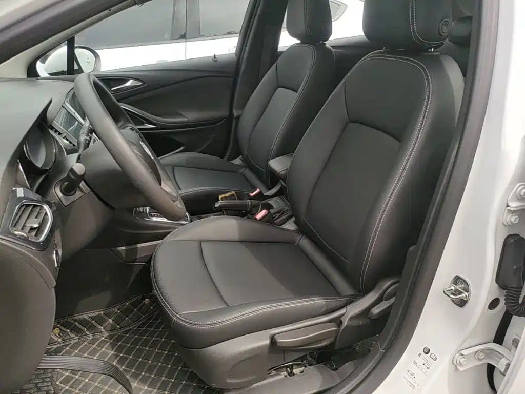 Buick Verano — миниатюра 15