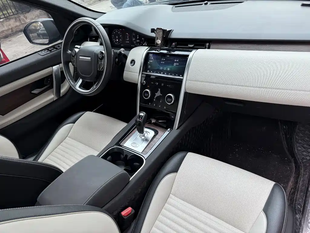 LAND ROVER DISCOVER SPORTS