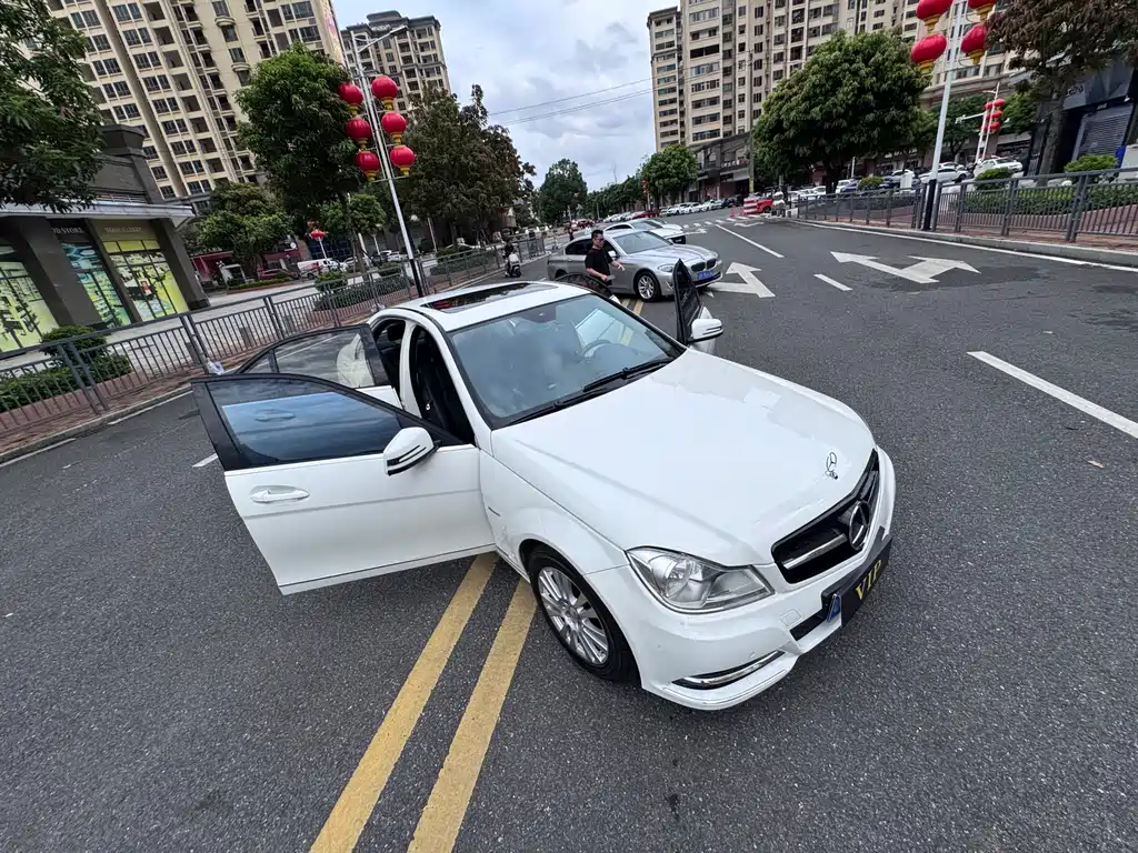 Mercedes-Benz C-Class — миниатюра 21