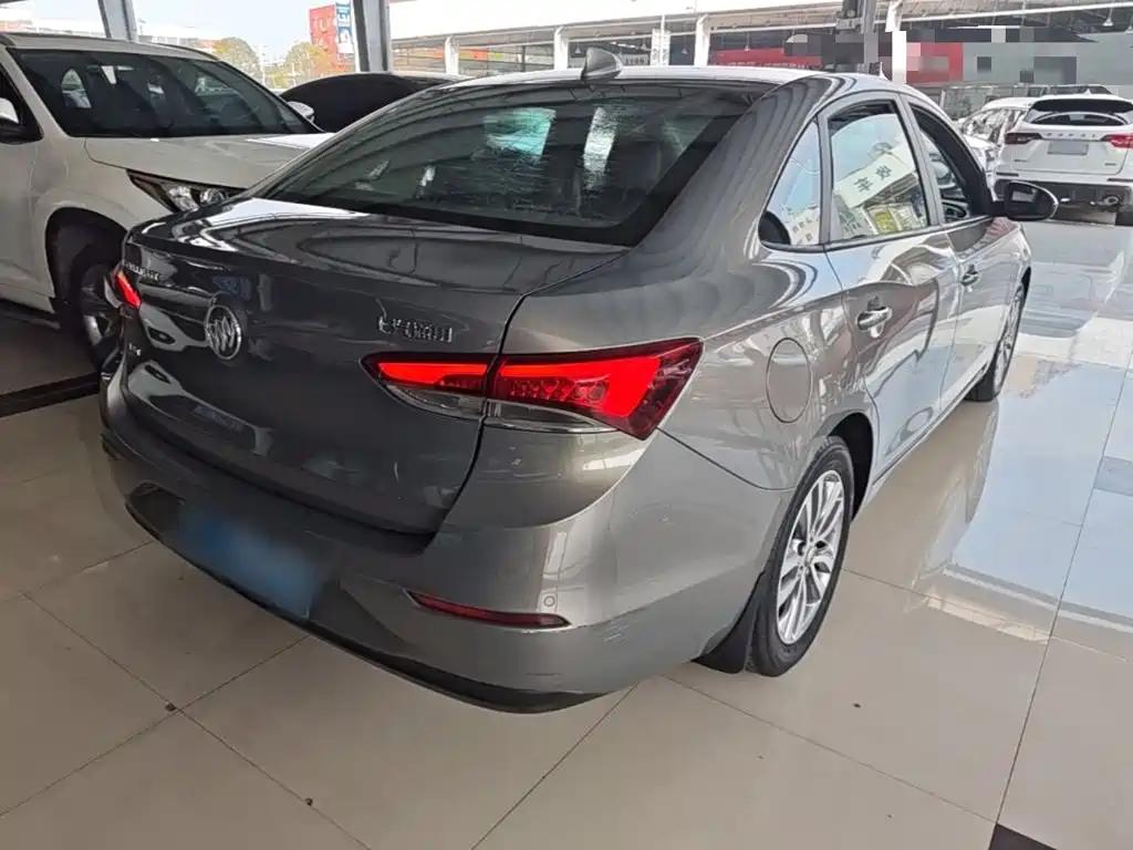 Buick Excelle — миниатюра 7