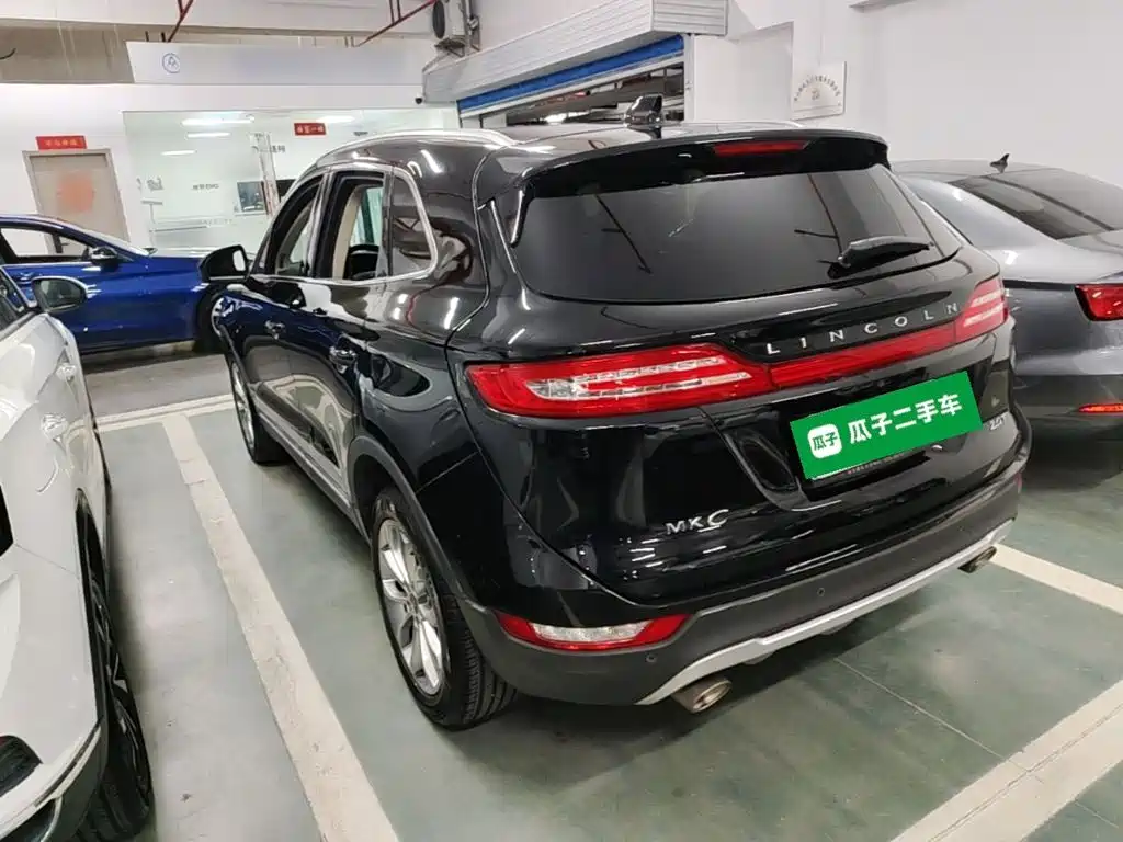 Lincoln MKC — миниатюра 5