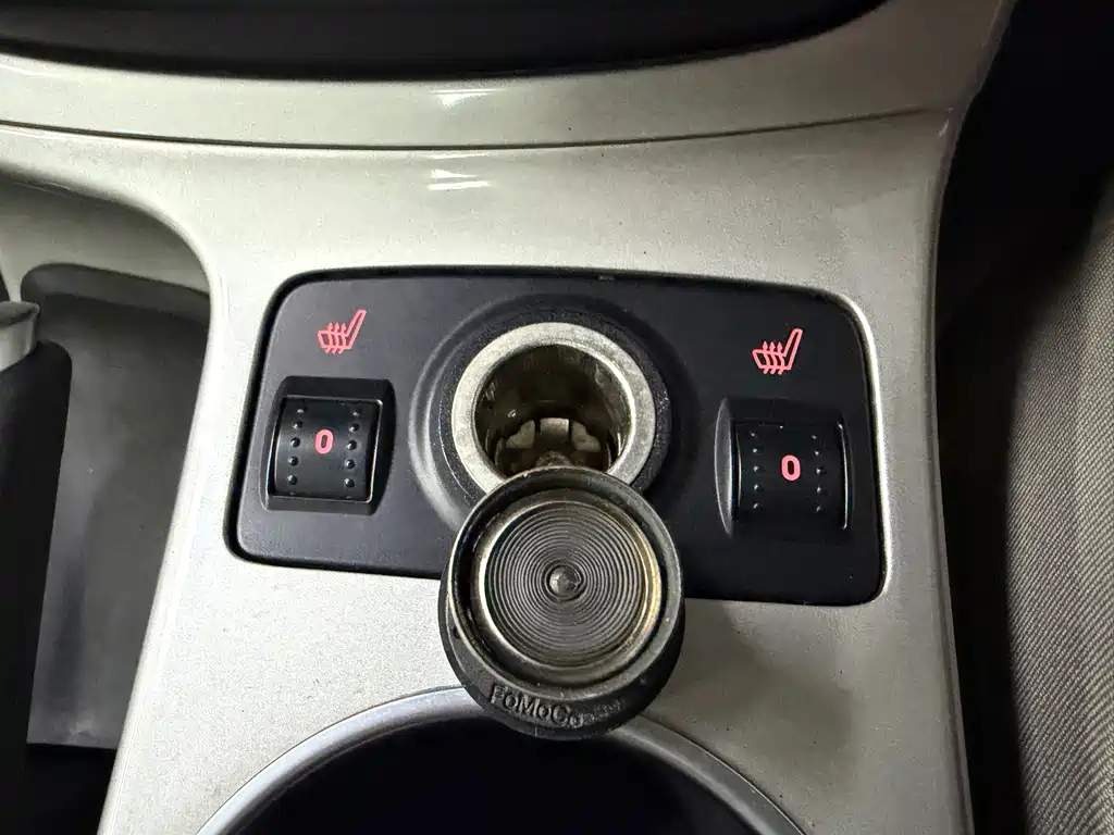 Ford Kuga — миниатюра 17