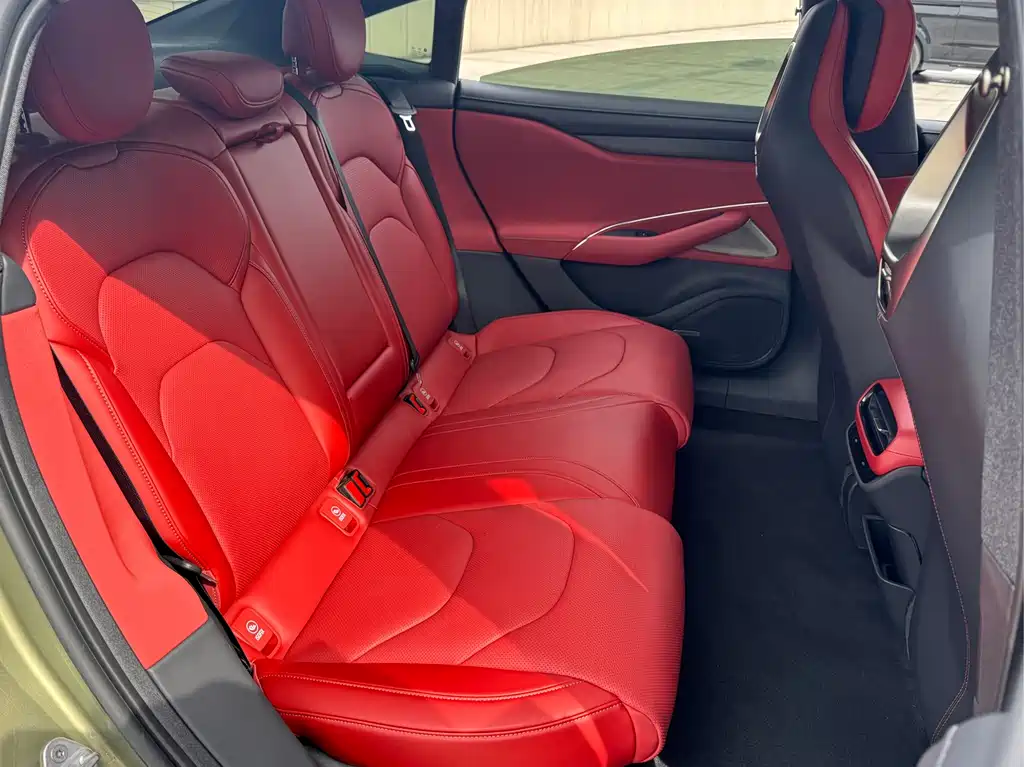 XIAOMI CAR XIAOMI SU7