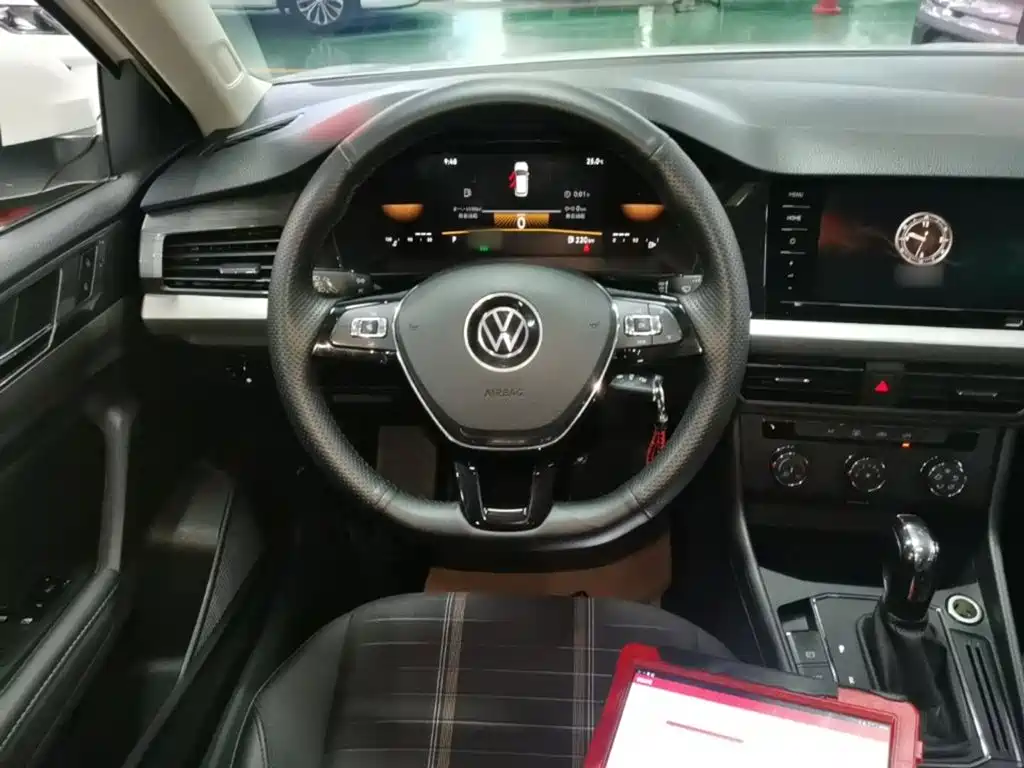 Volkswagen Lavida — миниатюра 11