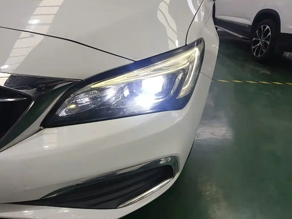 Buick Verano — миниатюра 24