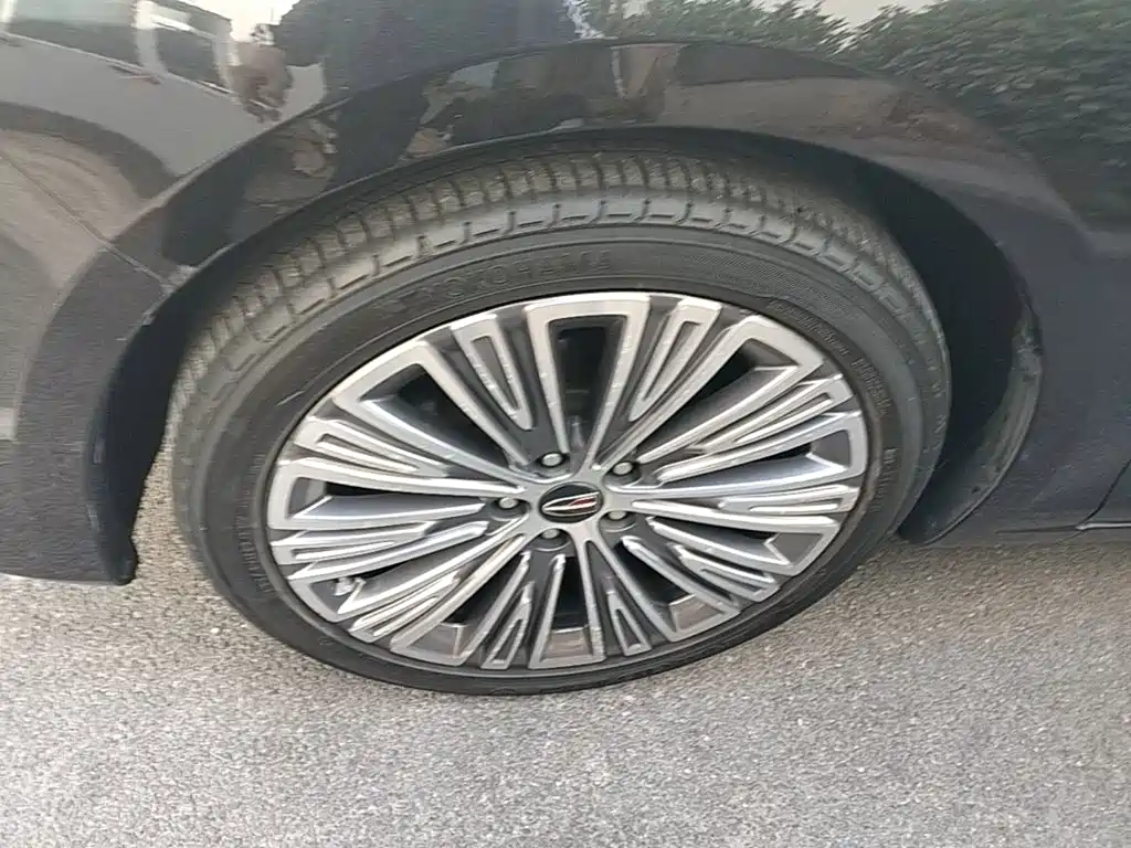 Hongqi Hongqi H5 — миниатюра 23