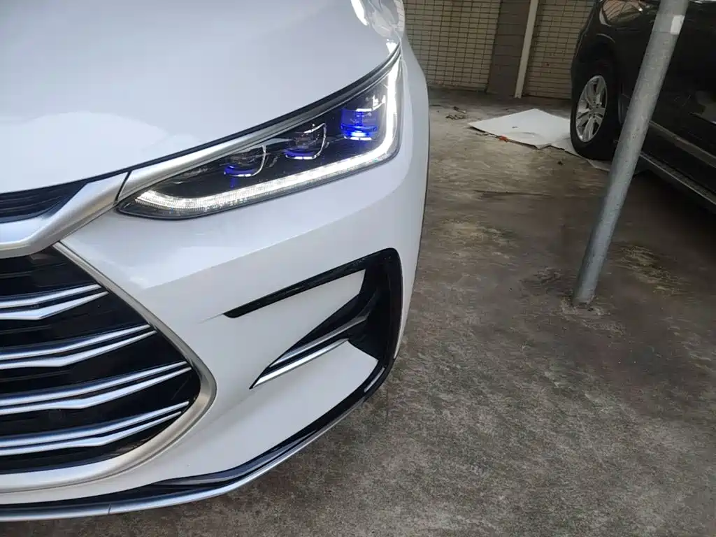 BYD Tang New Energy — миниатюра 24