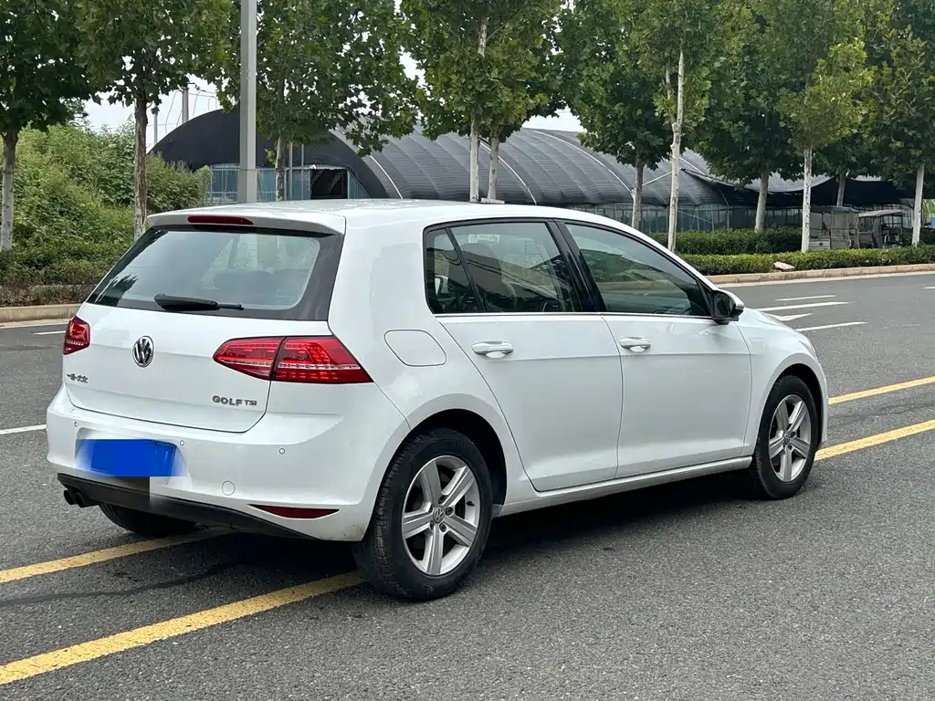 Volkswagen Golf — миниатюра 9