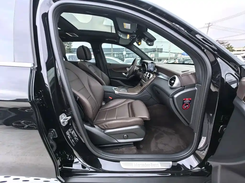 Mercedes-Benz GLC — миниатюра 8