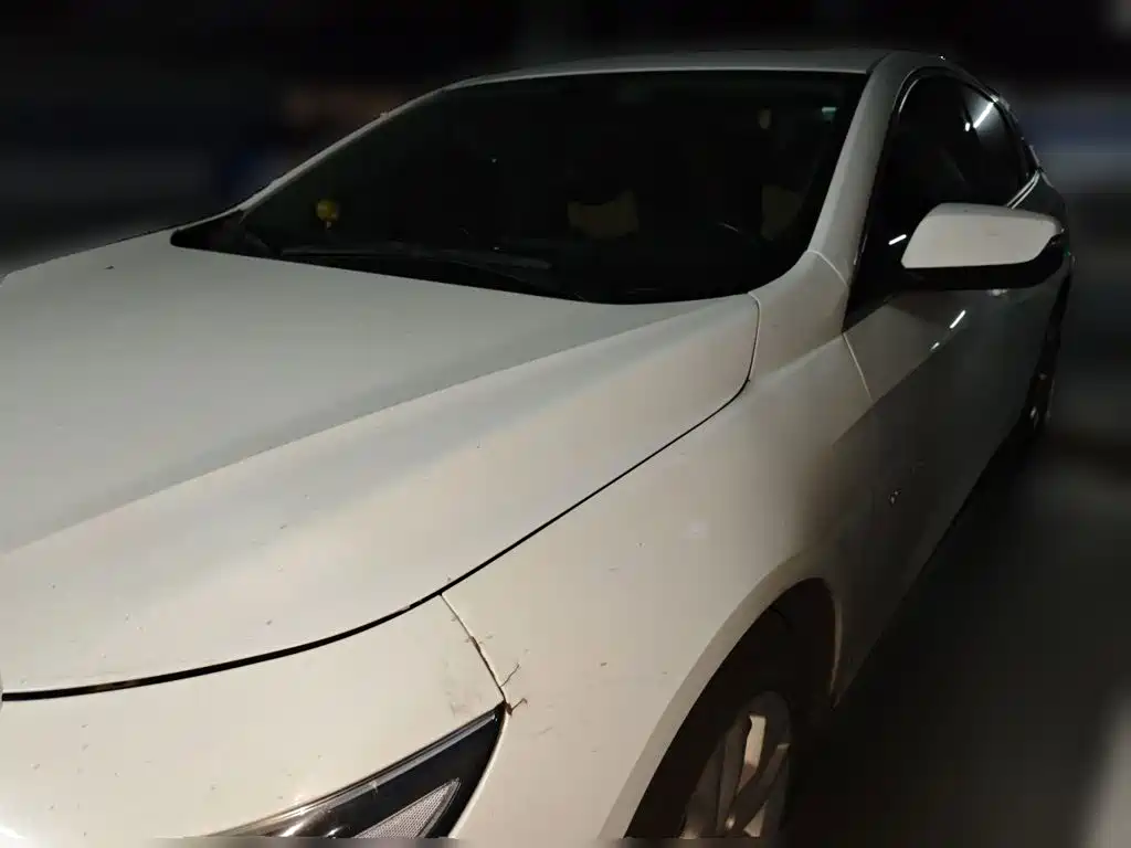 Chevrolet Malibu XL