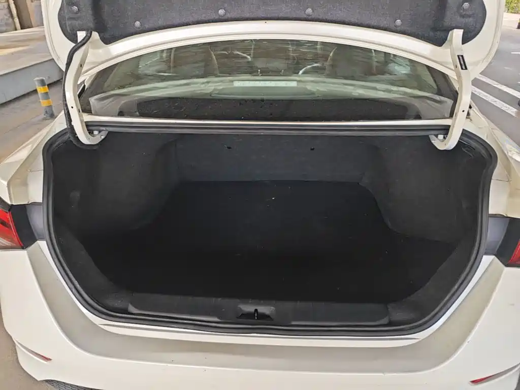 Nissan Sylphy — миниатюра 19