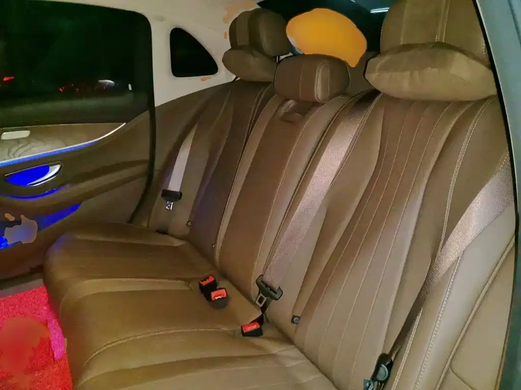 Mercedes-Benz E-Class — миниатюра 15