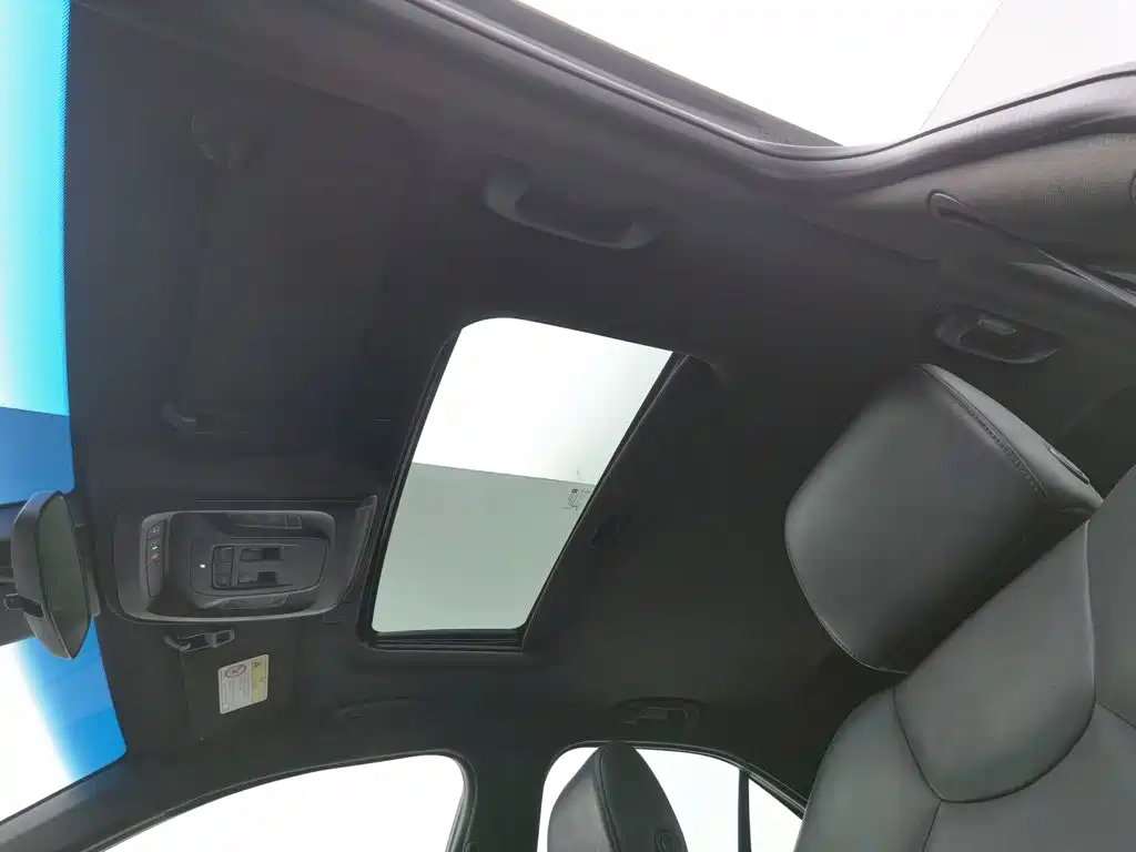 Cadillac CT4 — миниатюра 14