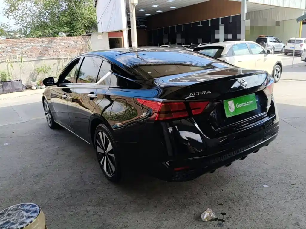 Nissan Teana — миниатюра 5