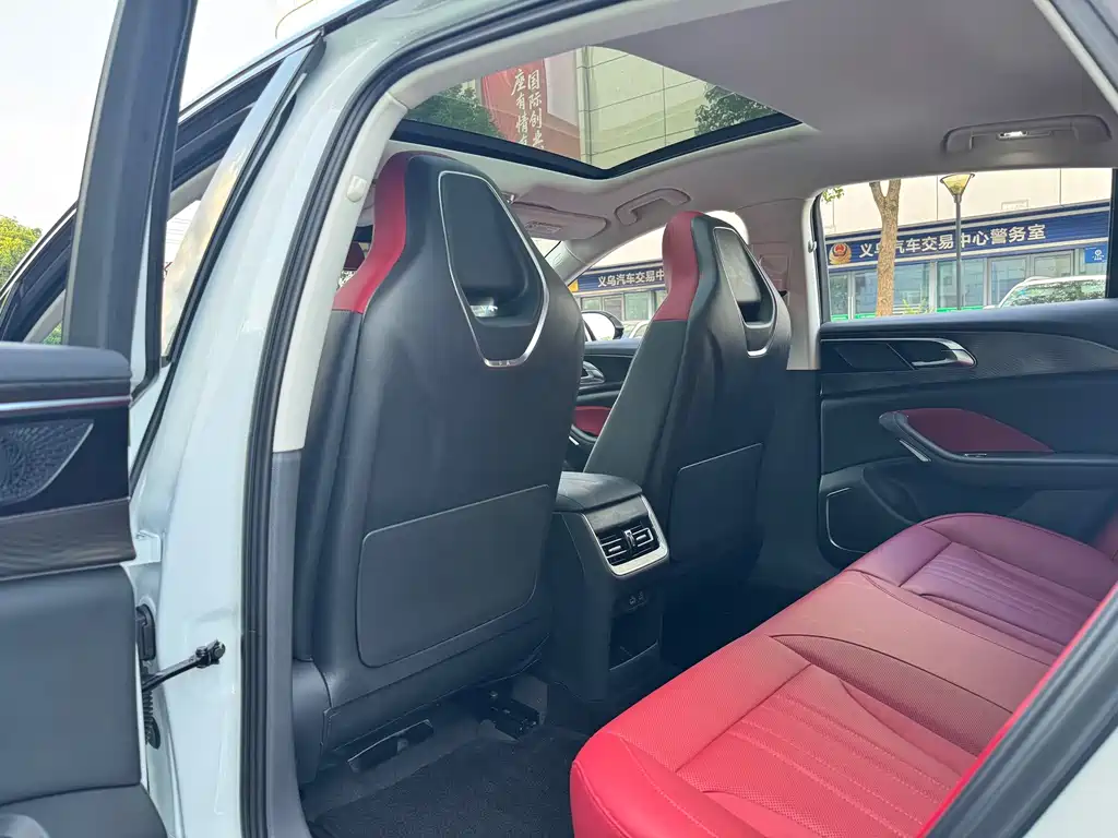 Hongqi Hongqi H6 — миниатюра 13