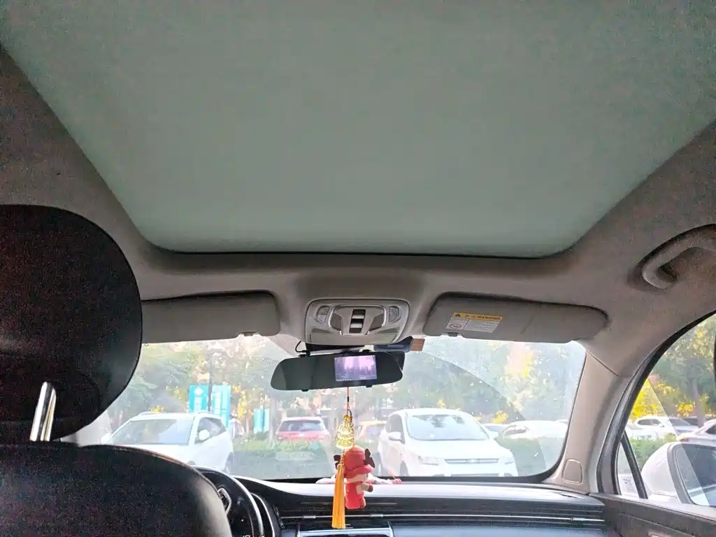 Roewe RX5 MAX — миниатюра 19