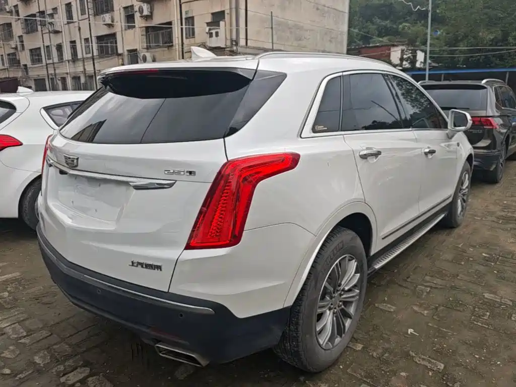 Cadillac XT5 — миниатюра 7